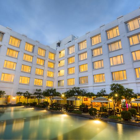 ホテル ラダ リージェント エレクトロニック シティ バンガロール エクステリア 写真